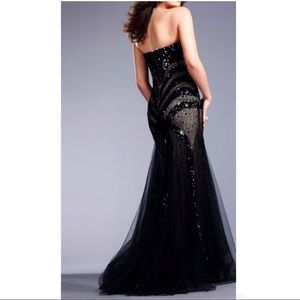 Ball gown/ prom dress